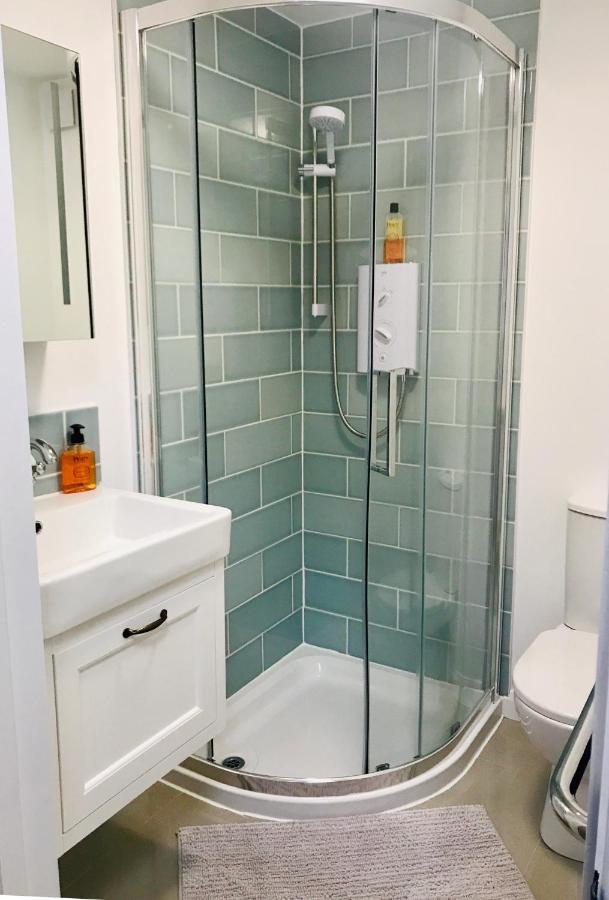 Corner House Luxury Bnb Little Dunmow Esterno foto