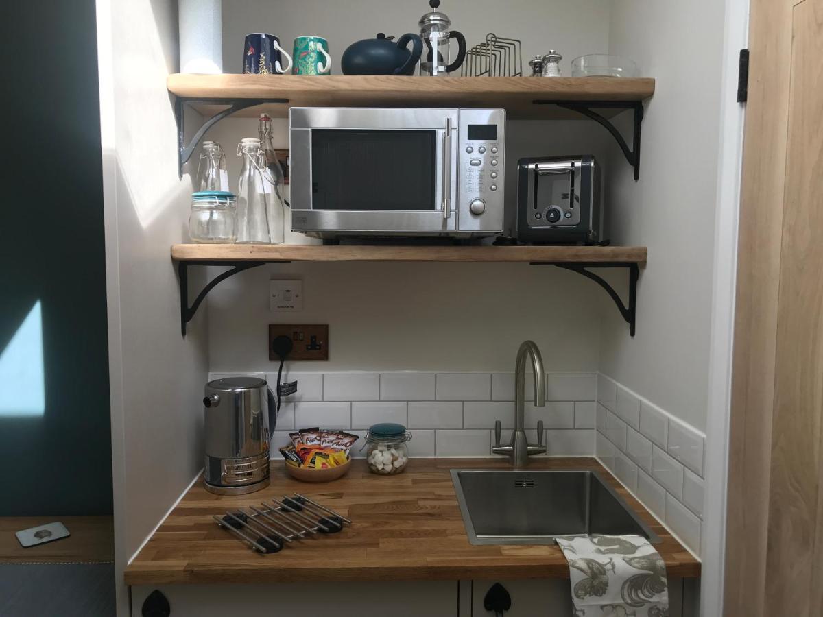 Corner House Luxury Bnb Little Dunmow Esterno foto
